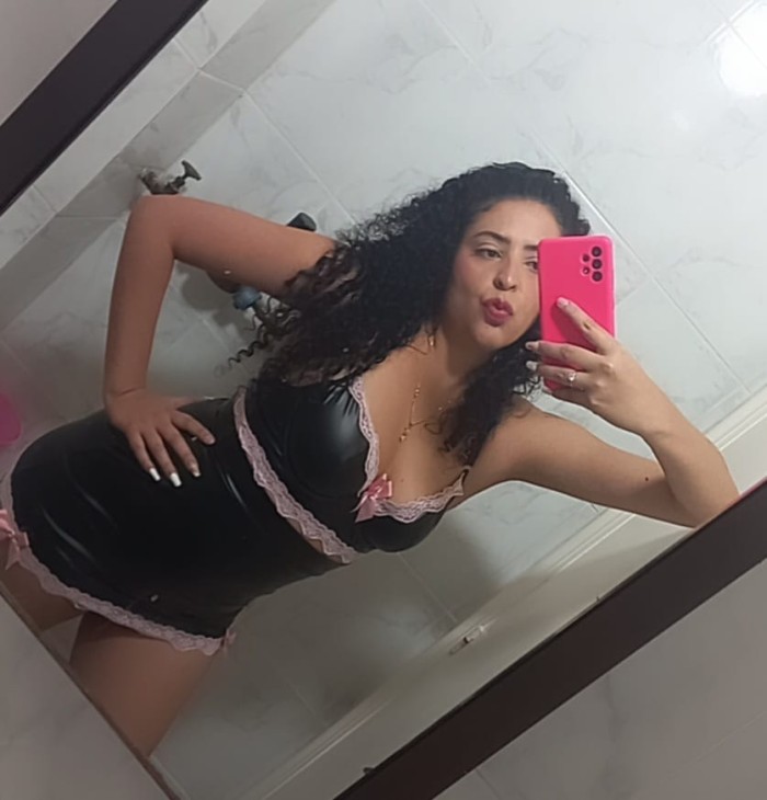 Luisa chica hermosa colombiana