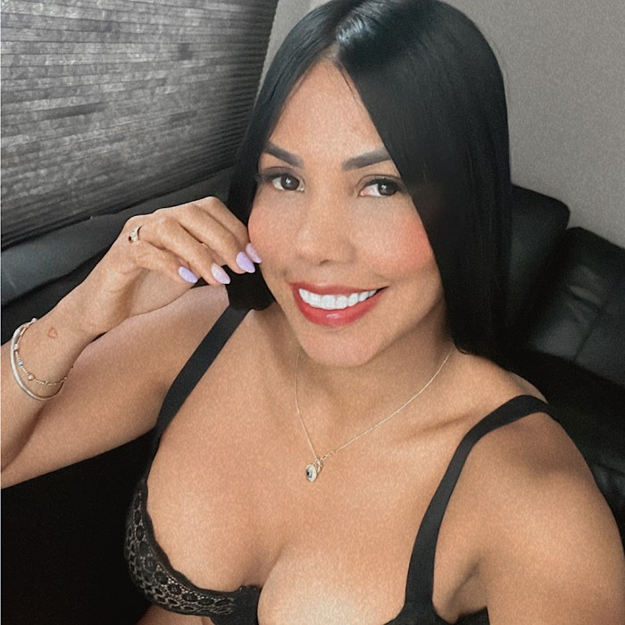 Morena sexy