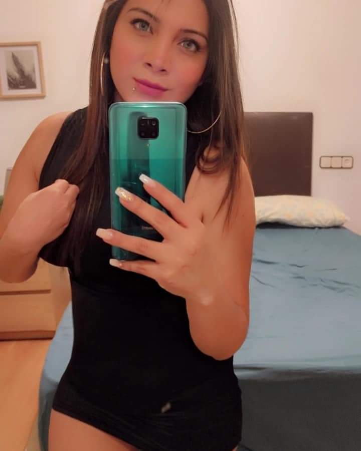 HERMOSA LATINA CON GANAS DE DISFRUTAR, VANESA