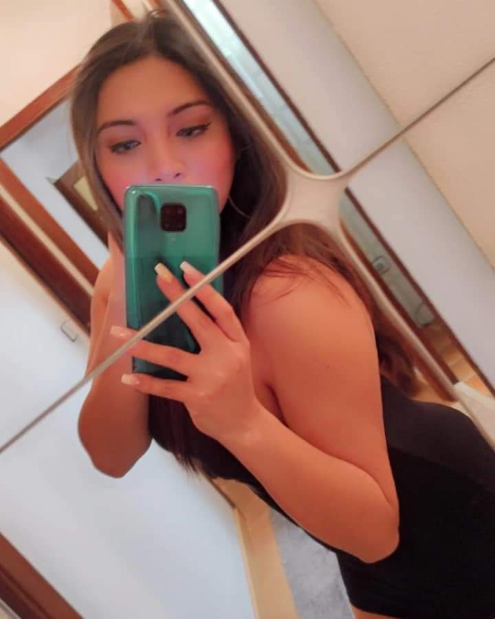 HERMOSA LATINA CON GANAS DE DISFRUTAR, VANESA