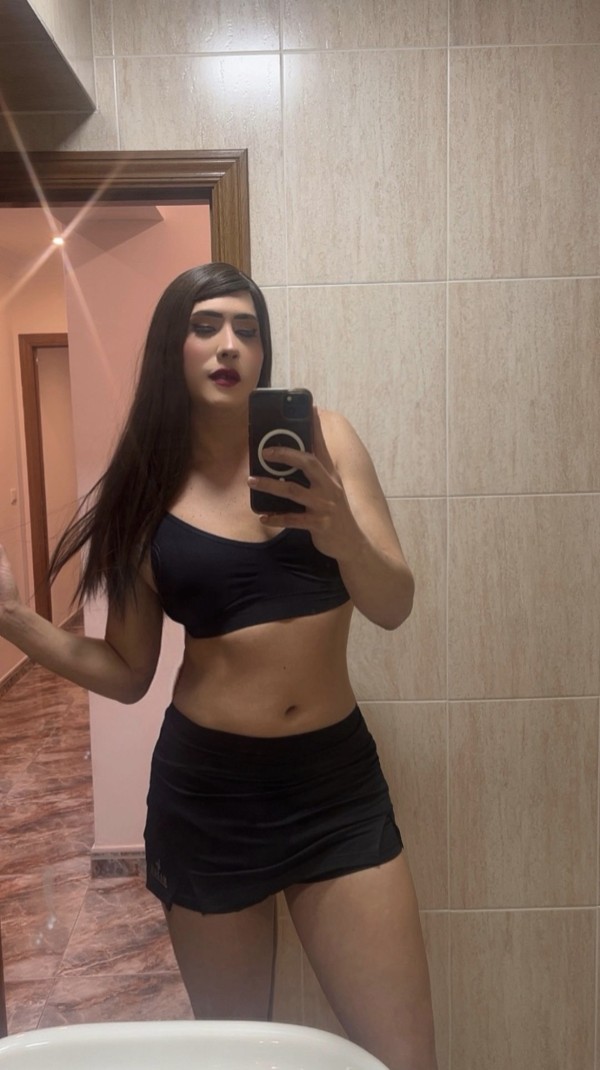 Latina XL trans viciosa y cañera en OVIEDO novedad un real taladro humano