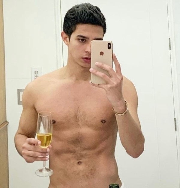 VENEZOLANO SÚPER TOP DE LUJO MODELO PROFESIONAL