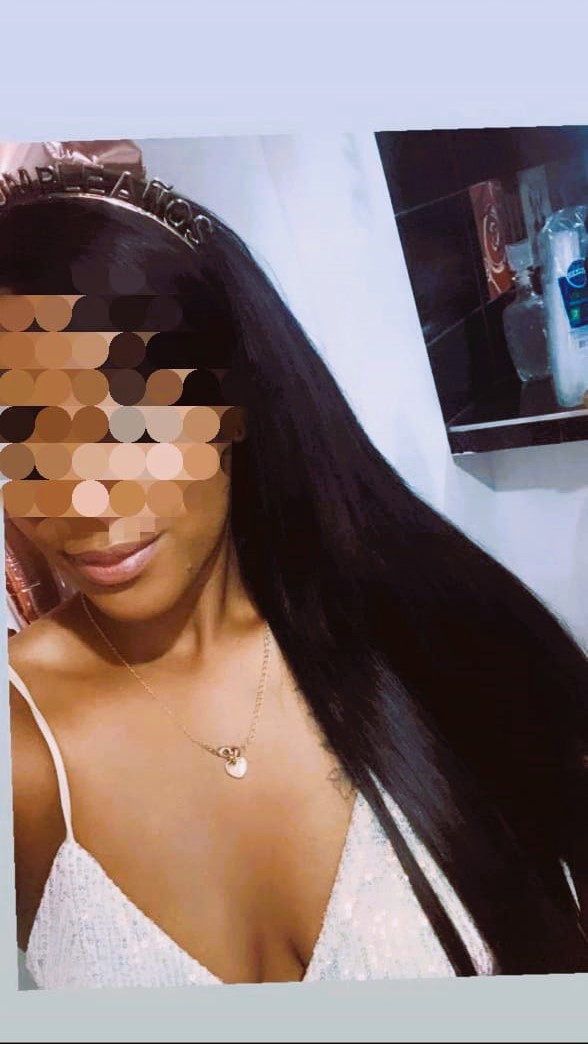 HERMOSA COLOMBIANA DISPUESTA A DARTE SATISFACCION