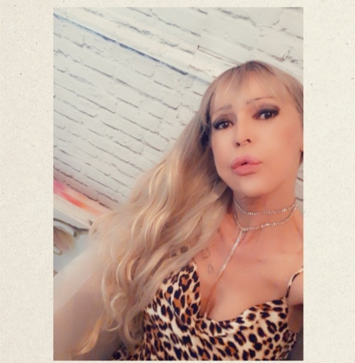 Trans rubia  alessandra evans