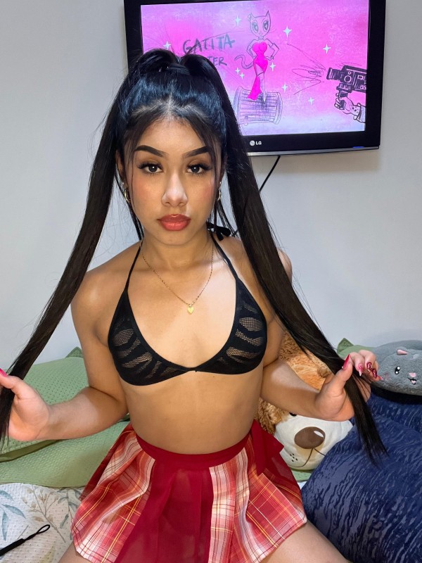 Sariata 18 añosmorena  juguetona colombianita fiestera disponibles 24 horas