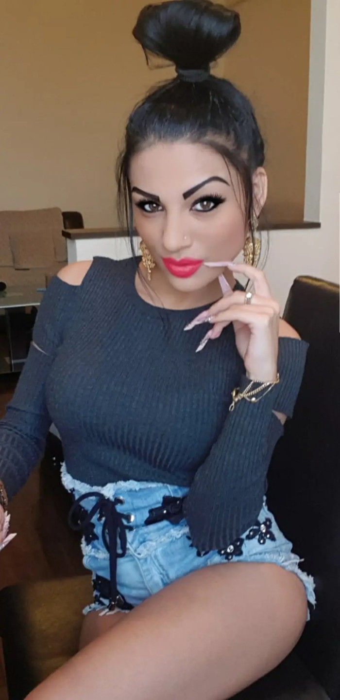 Aisha morena  sexy