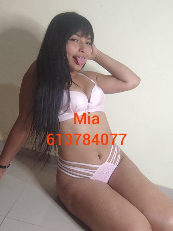 REAL Y SEXY LATINA JOVENCITA DESCOMPLICADA, TIERNA