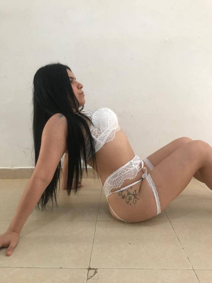 HERMOSA SHANON BOMBA LATINA de VIDEOLLAMADA