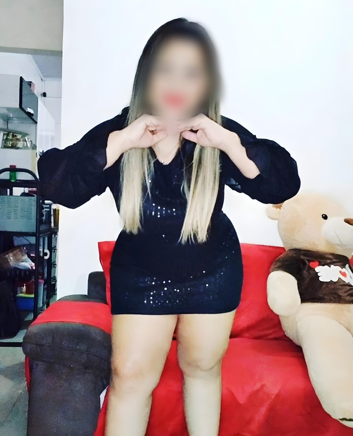 Chica latina particular,masajes y mucho más ULTIMA SEMANA EN VIGO