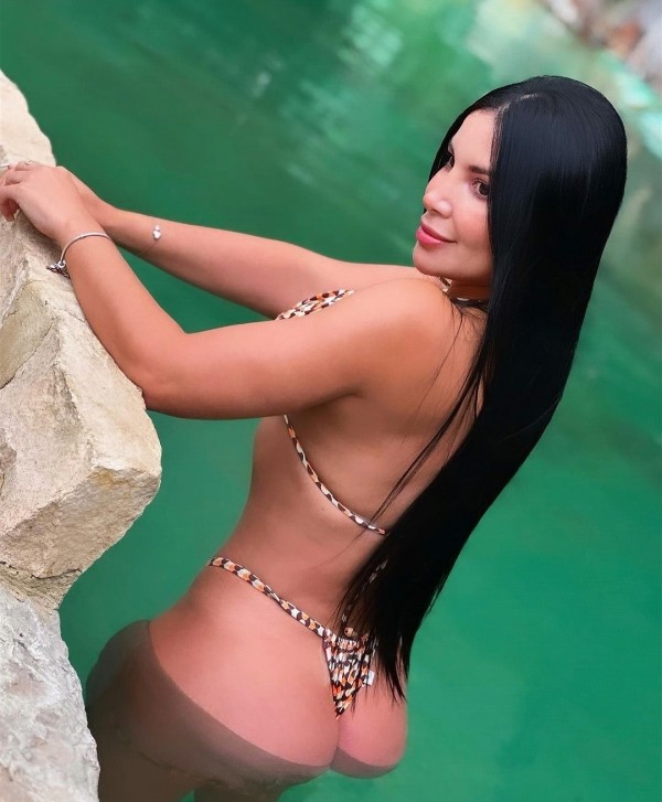 ELIANA TRANS FEMENINA ATIVA PASIVA FIESTERA