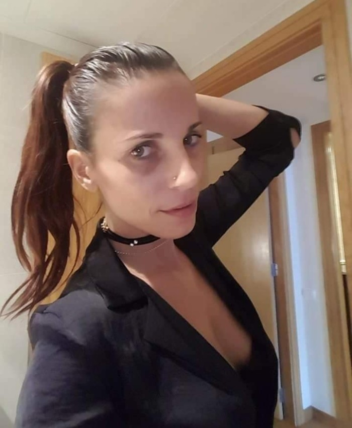 DISPONIBLE AMOR ESPAÑOLA