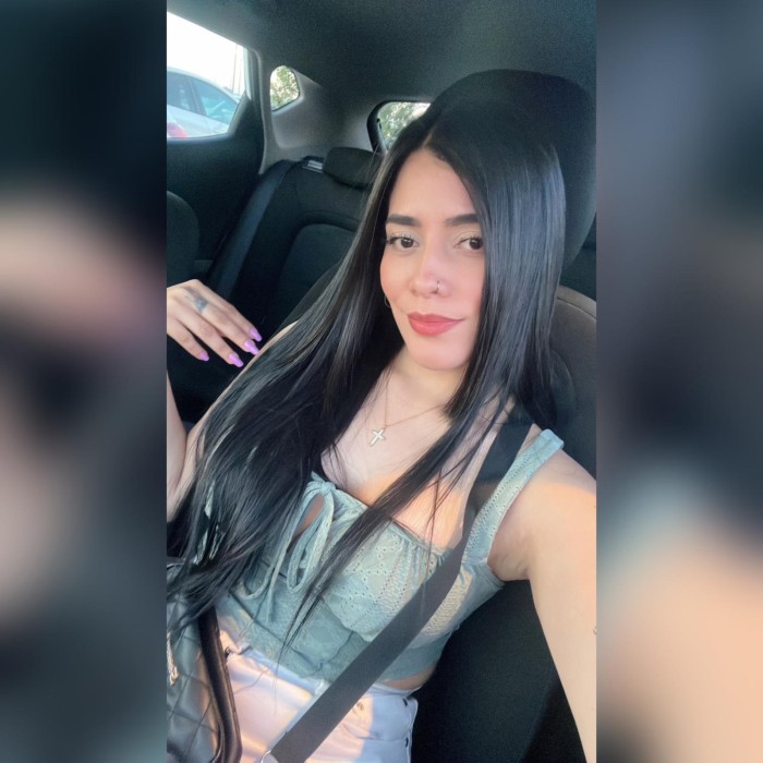 SOY COLOMBIANA CON GANAS DE SEXO Y MUCHA FIESTA