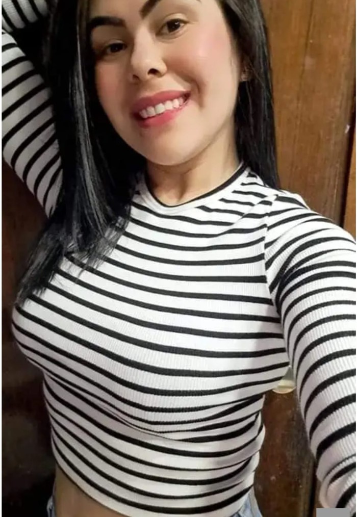 CRISTAL  HERMOSA SOY LA  CHICA IDEAL PARA TI