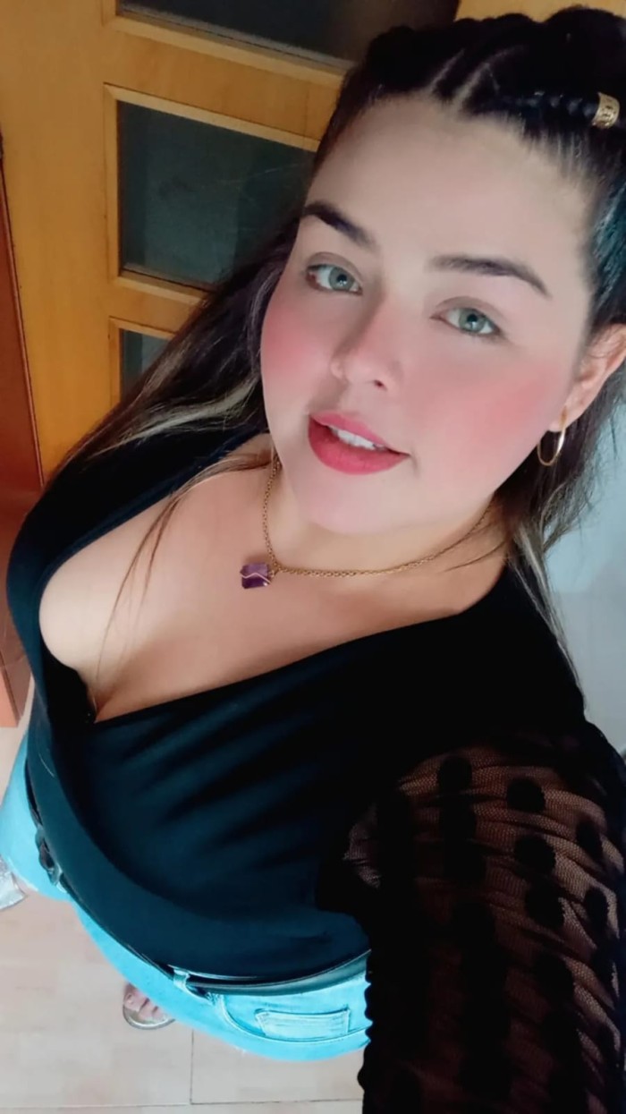 GORDITA SEXY DE CURVAS VOLUPTUOSAS CHOCHITO HOTT