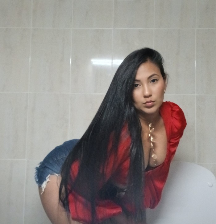 Dulce latina cachonda muy traviesa