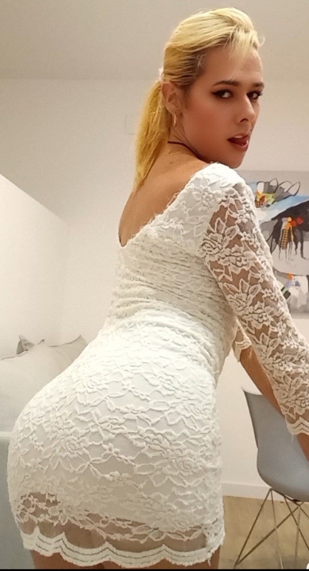   CATALINA LATINA COLOMBIANA top escort de lujo