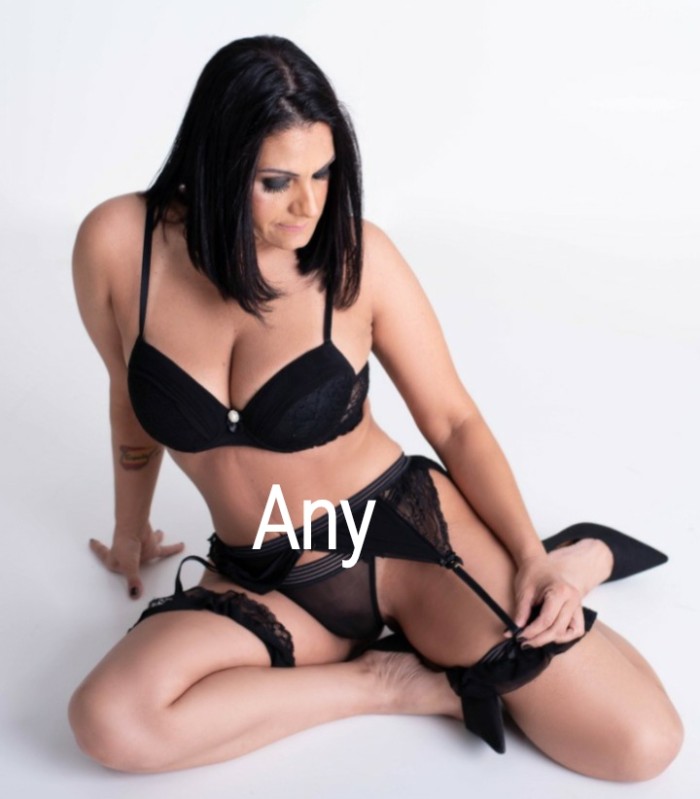 Any mujer Madura elegante agradable educada