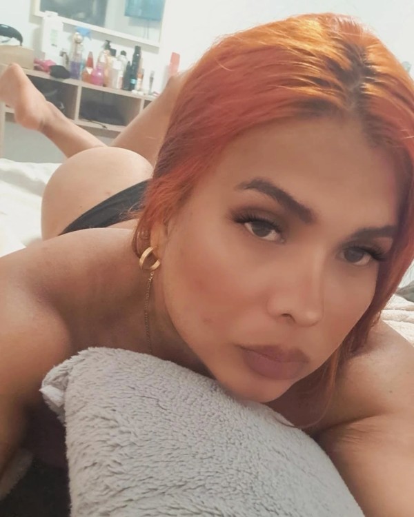 ANGIE FIESTERA 24H DISPONIBLE, CACHONDA Y FEMENINA