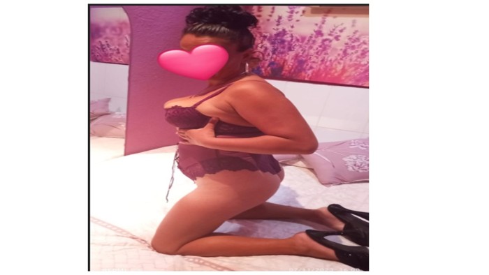 RUMANA SENSUAL CAÑERA Y FIESTERA