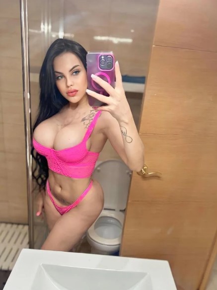 Soy una hermosa tran recien operada sumisa