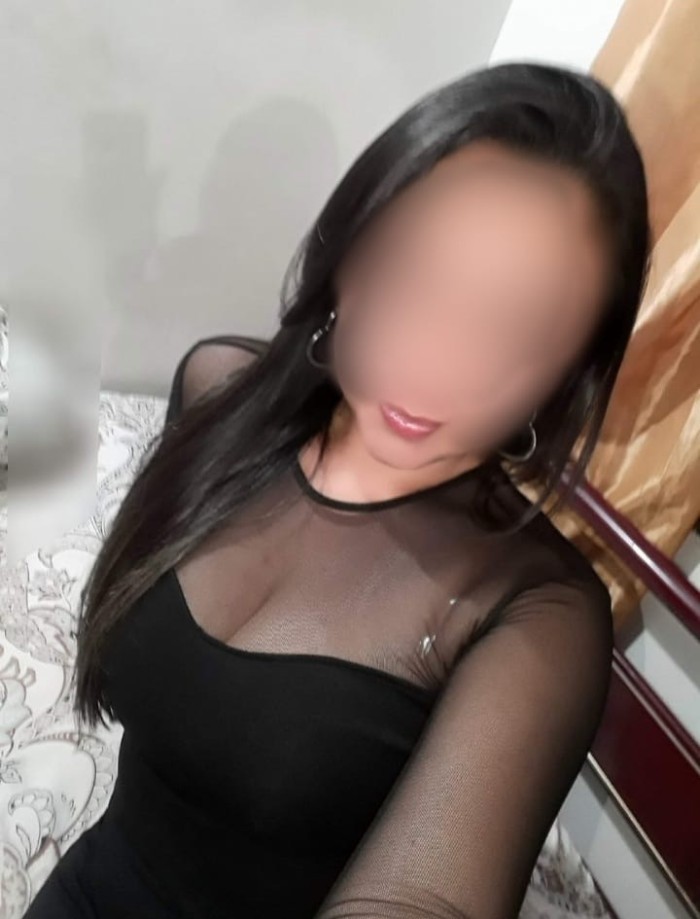 CHICA CON GANAS DE PLACER Y DISCRESION RUBI BCN