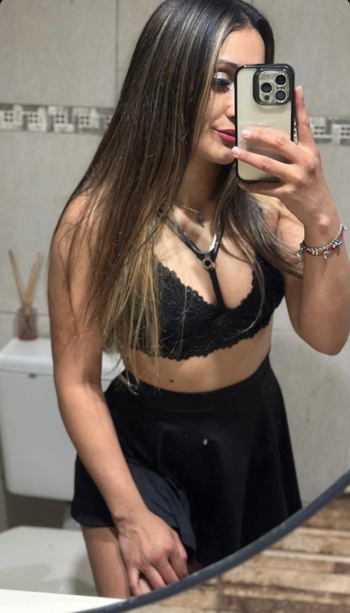 CARIÑOSA LATINA 24 AÑOS MADRID