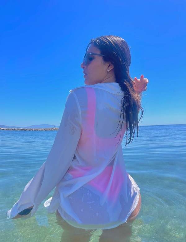 JOVENCITA 23 AÑOS EN IBIZA CENTRO-24 HORAS DISPONIBLE SITIO DISCRETO