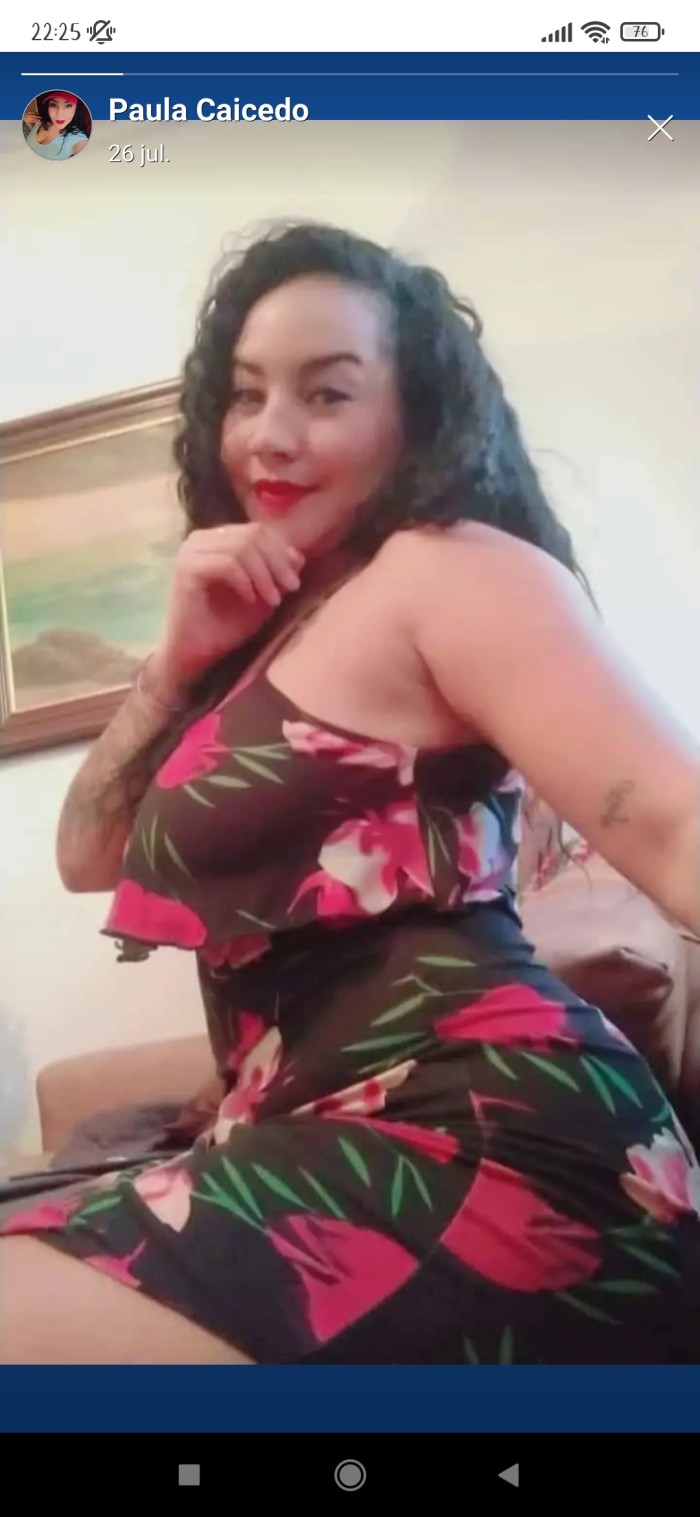 Colombiana complaciente fiestera y muy cariñosa