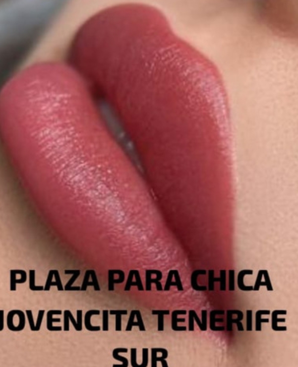 PLAZA CHICA JOVENCITA TENERIFE CRISTIANOS SUR