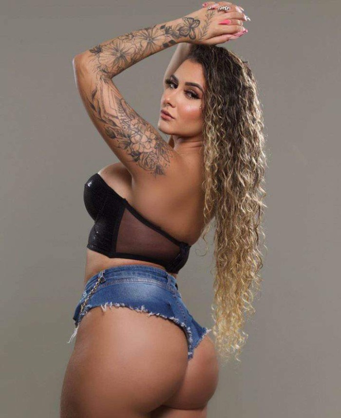 NATY VENEZOLANA EXPLOSIVA SALIDAS LOW-COST 24H.