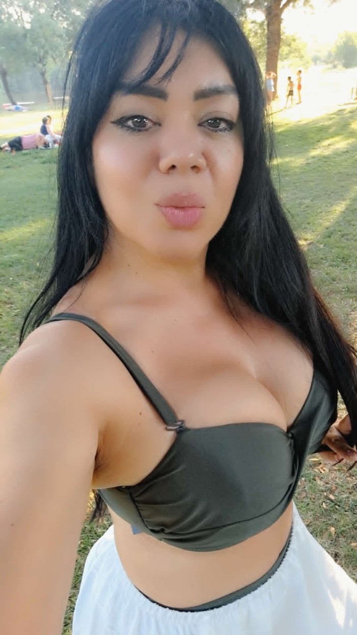 Madurita Encantadora Discreta Sexy Sin PRISA