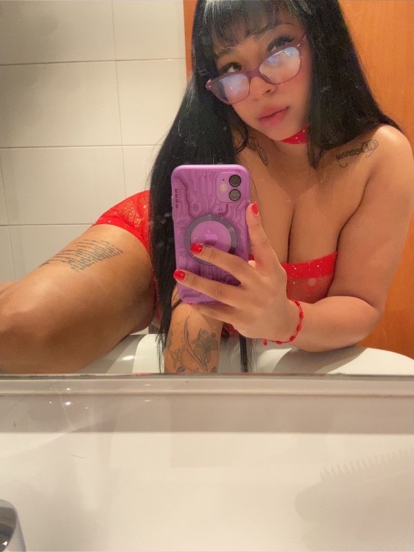 Dominicana  caliente 24 hora