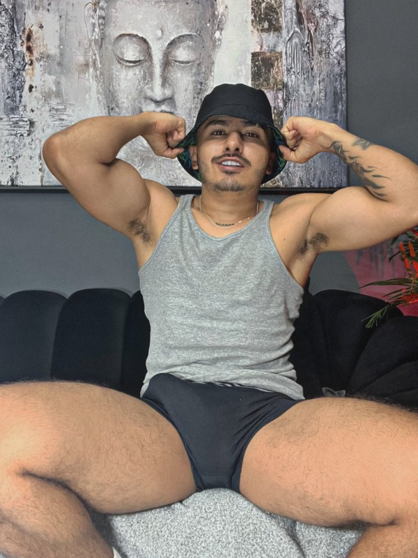 BOYDOTADO,  colombiano joven masculino 21 cm