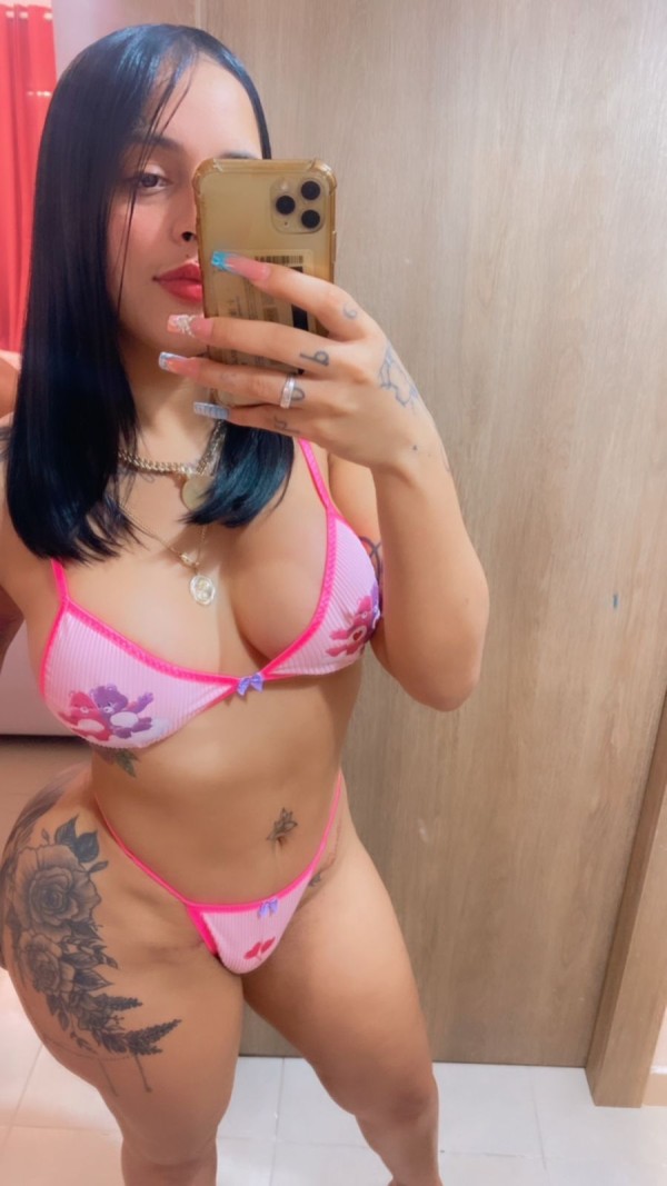 Hola Soy carolina una chica latina amable, , simpá