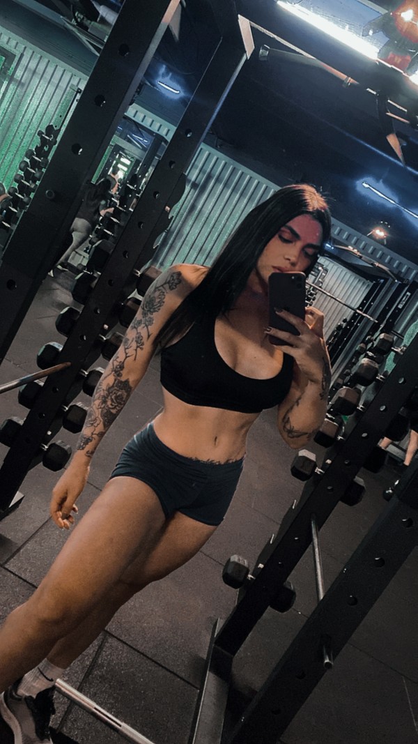 Chica super fitness de medellin