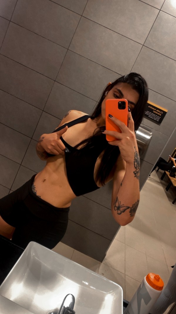 Chica super fitness de medellin