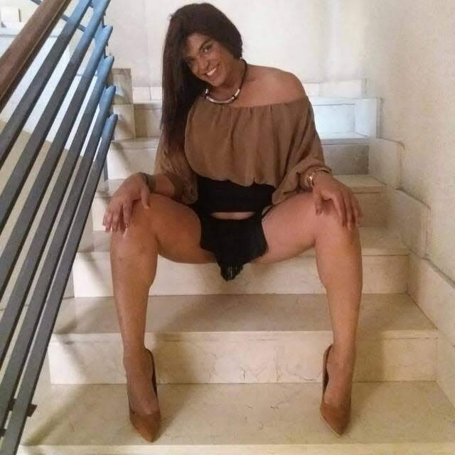 Vanessa folladora de bocas y culo  muy viciosa