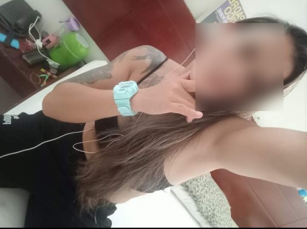 chica joven ardiente colombiana recien llegada dispuesta a todo