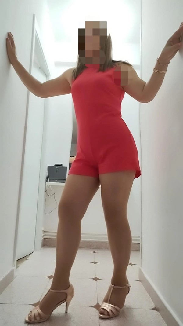 Madurita sexy atrevida y cachonda