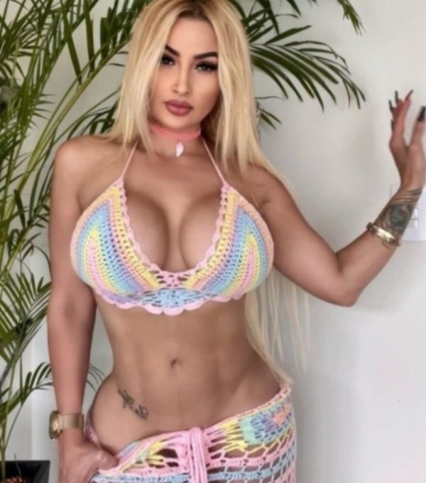 AMIGUITA JUGUETONA MORBOSA Y CALIENTE