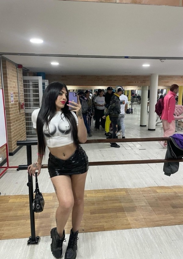 MARIA CAMILA JOVENCITA COLOMBIANA VERSATIL FIESTERA CON SITIO PRIVADO 24H