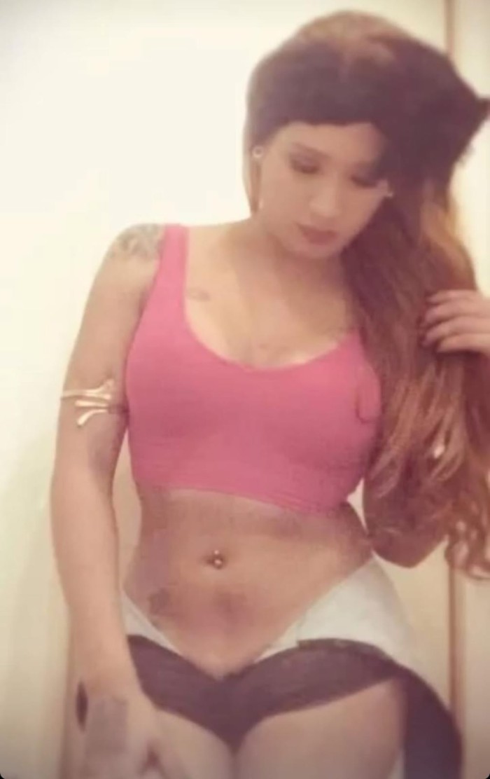 DAYANA UNA TRANS MUY FEMENINA