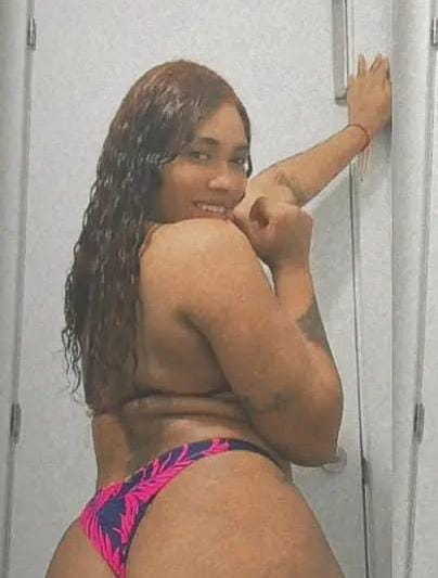 SENSUAL Y EXTROVERTIDA LATINA EN ELDA