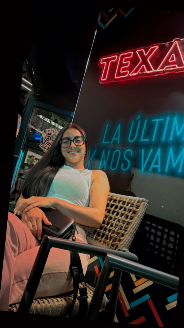 Escort de lujo joven latina novata si a todo