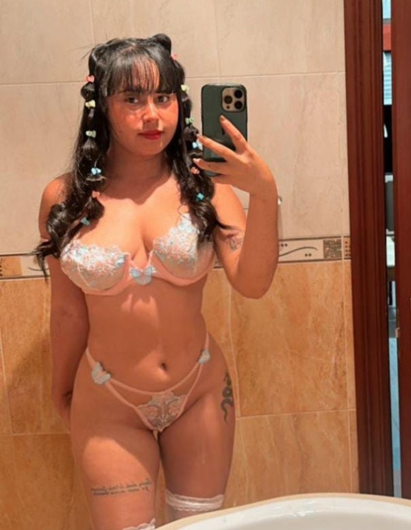 SOFIA JOVENCITA MUY ARDIENTE, ELLA ES OTRO NIVEL