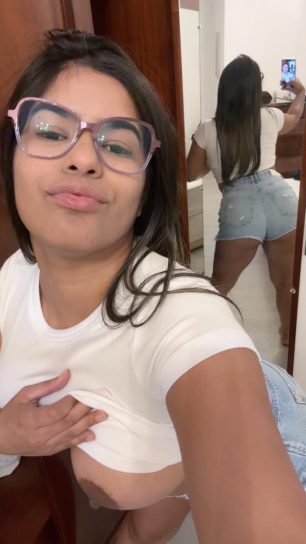 LESLY LATINA CALIENTE CALIENTE MORBAZO