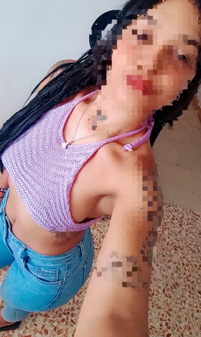 CAMILA   BELLA , TIERNA Y SENSUAL 24 HORAS  EN MAT