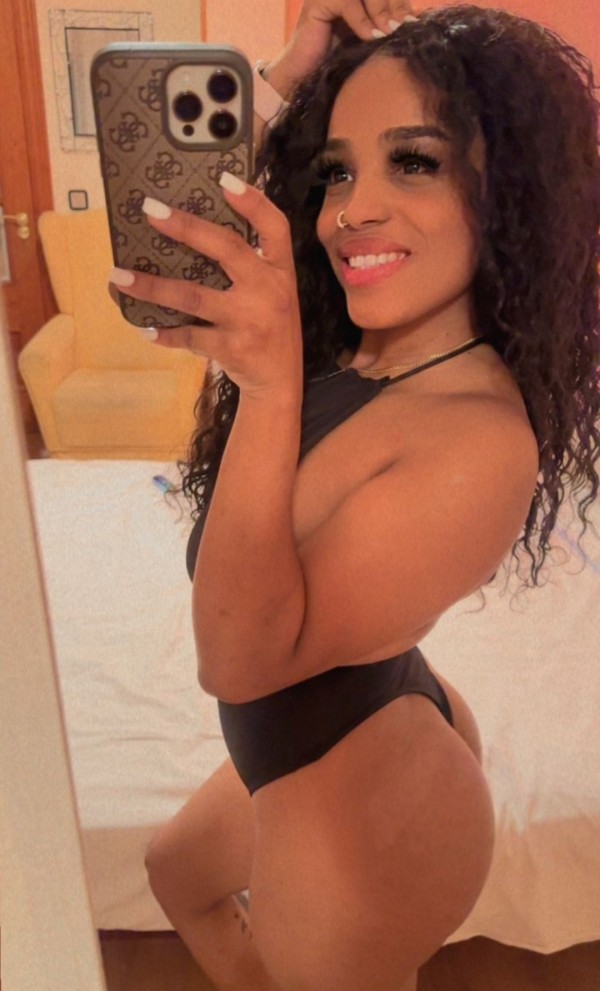 KATALEYA 622294467, JOVEN ACOMPAÑANTE DOMINICANA