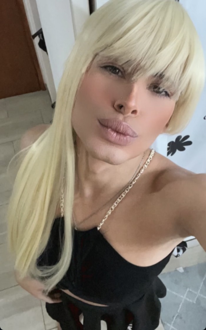 ALEJANDRA LINDA JOVENCITA RUBIA SEXY CALIENTE