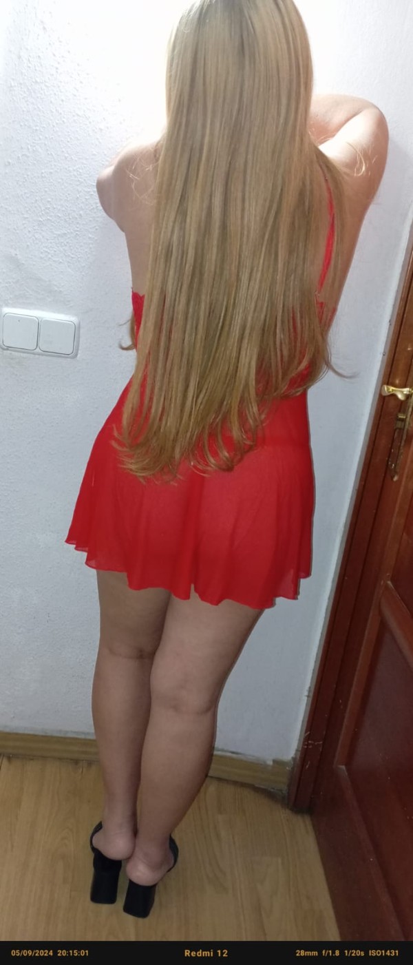 Rubia cañera fiestera sitio discreto